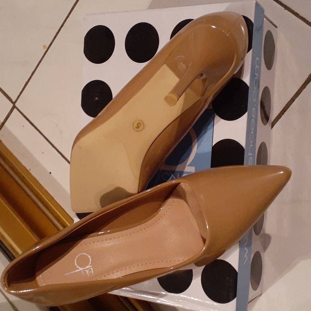 Bakers Beige Heels